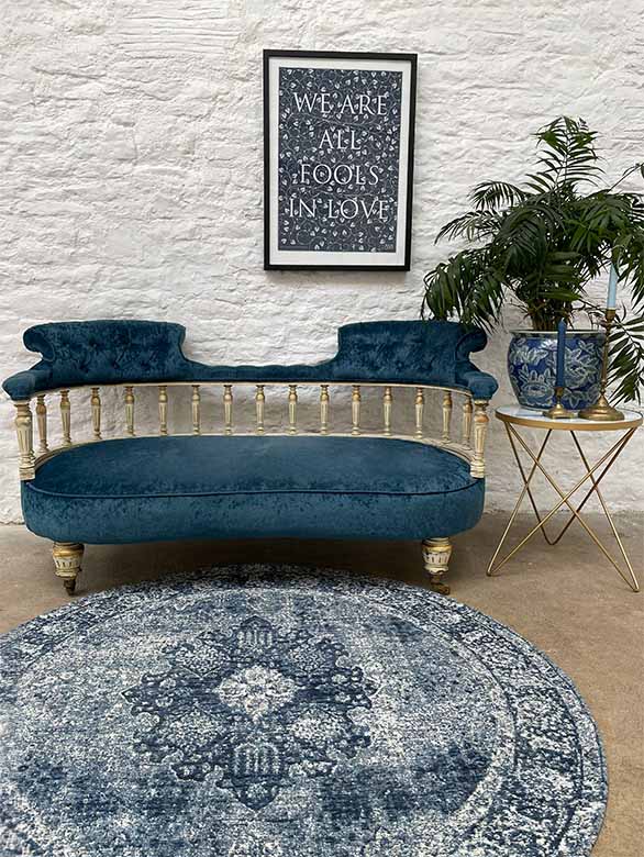 furniture hire - blue velvet vintage sofa for wedding and events